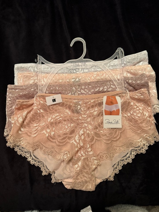Rene Rofe Other - NWT 4 pack hipsters